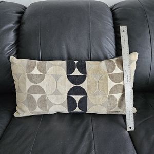 Decorative cushion